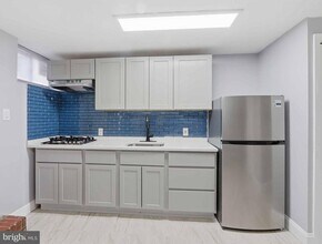 3603 Ravenwood Ave in Baltimore, MD - Building Photo - Building Photo