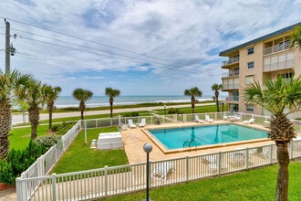 2294 Ocean Shore Blvd in Ormond Beach, FL - Building Photo - Building Photo
