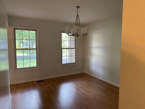 2083 Westfield Dr in Gurnee, IL - Building Photo - Building Photo
