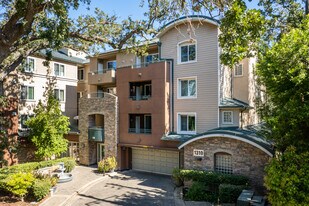 Iron Horse Place in Walnut Creek, CA - Building Photo
