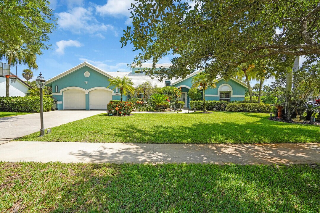 3440 Rabbit Hollowe Cir in Delray Beach, FL - Building Photo
