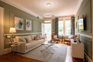 155 3rd St NE, Unit Unit 10 in Atlanta, GA - Building Photo