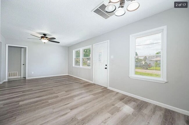1789 Ransburg Ave in Columbus, OH - Building Photo - Building Photo