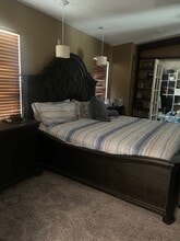 15550 La Entrada Dr in Moreno Valley, CA - Foto de edificio - Building Photo