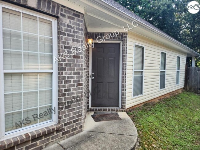 181 Highview Cove in Pelham, AL - Building Photo - Building Photo