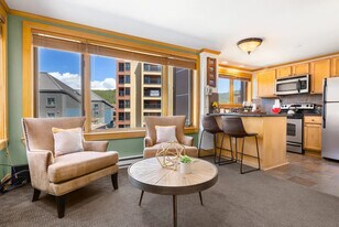 535 South Park Avenue in Breckenridge, CO - Building Photo