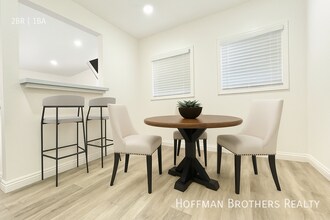 2702 W Ave 31 in Los Angeles, CA - Foto de edificio - Building Photo