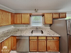 204 Dovewood Ln in Gastonia, NC - Building Photo - Building Photo