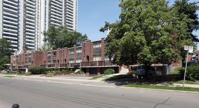 Davisville Village in Toronto, ON - Building Photo - Primary Photo