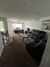 2827 Club Cortile Cir in Kissimmee, FL - Building Photo - Building Photo