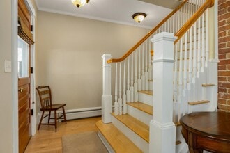 6 Gill St in Exeter, NH - Building Photo - Building Photo