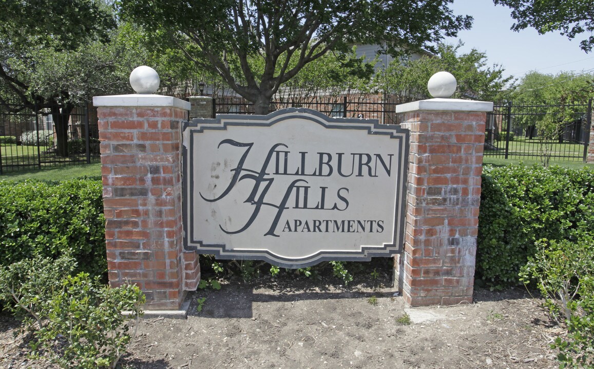 Hillburn Hills in Dallas, TX - Building Photo