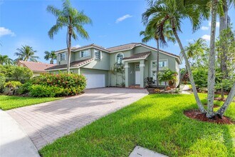 1060 Capistrano in Weston, FL - Building Photo - Building Photo