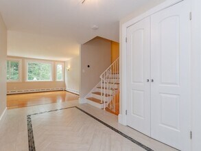 40 Lantern Rd in Belmont, MA - Building Photo - Building Photo