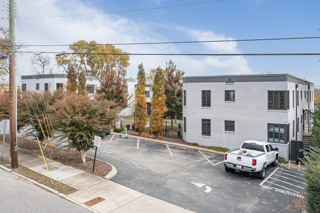 Cambridge in Nashville, TN - Building Photo