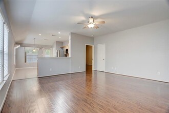 2450 Colonial Springs Ln in Spring, TX - Building Photo - Building Photo
