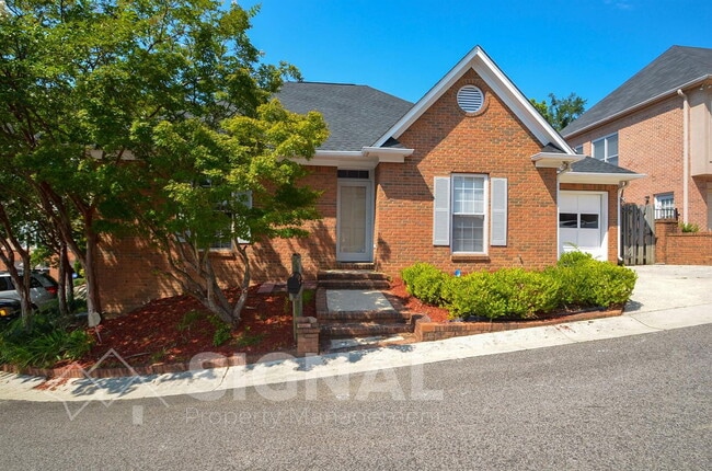 property at 2825-2827 7 Oaks Cir