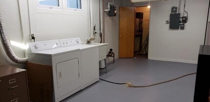 1602 Hanaford Ave in Bismarck, ND - Building Photo - Building Photo