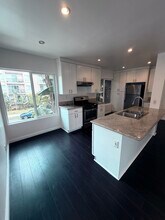 123 S St Andrews Pl, Unit #20 in Los Angeles, CA - Foto de edificio - Building Photo