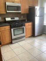 166 W Salaignac St, Unit 2