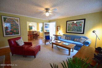 4623 Manchester Rd in Jacksonville, FL - Building Photo - Building Photo