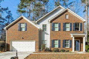 57 Spring Forrest Ln in Dallas, GA - Building Photo