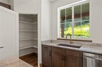 237 W Nicklaus Ave in Kalispell, MT - Building Photo - Building Photo