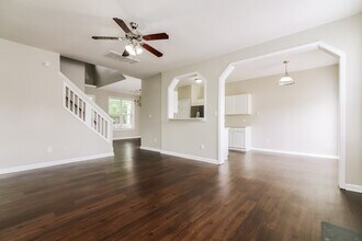 8015 Willowglen Dr in Raleigh, NC - Building Photo - Building Photo