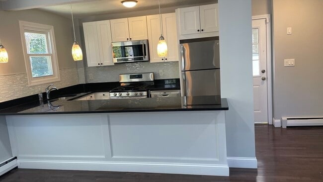 43 Dedham St in Canton, MA - Building Photo - Building Photo