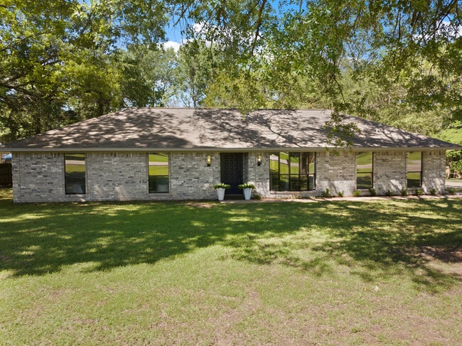 property at 2533 Green Hill Rd