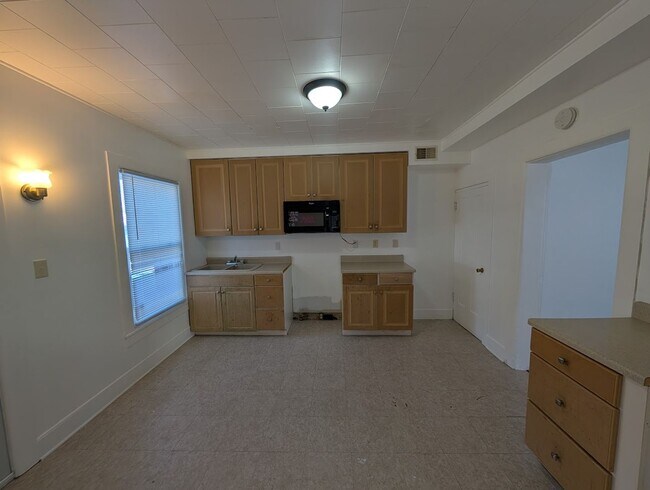 301 E Ewing Ave in South Bend, IN - Building Photo - Building Photo