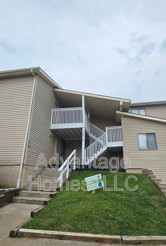 property at 1315 E 123rd Terrace