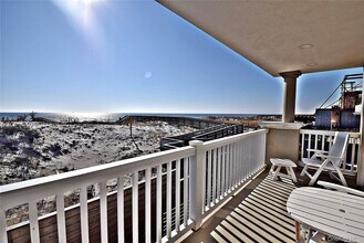 1051 Oceanfront in Long Beach, NY - Building Photo - Building Photo