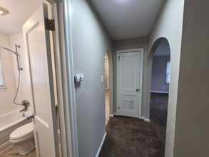 423 E Diehl Ave in Des Moines, IA - Building Photo - Building Photo