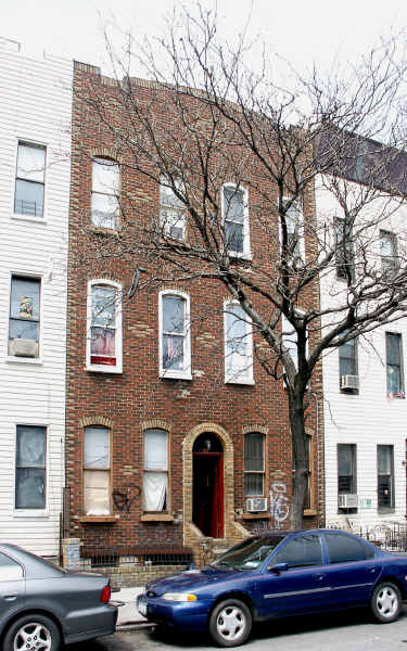 185 Stanhope St in Brooklyn, NY - Building Photo