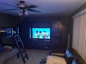 716 Greenmeadow Ct in Crystal Lake, IL - Building Photo - Building Photo