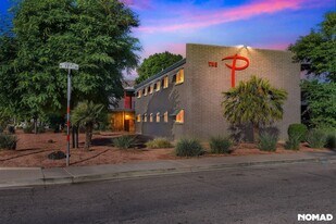 6502 N 17th Ave in Phoenix, AZ - Building Photo