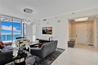 16001 Collins Ave in Sunny Isles Beach, FL - Building Photo - Building Photo