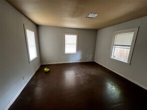 5926 Southtown St in Houston, TX - Building Photo - Building Photo