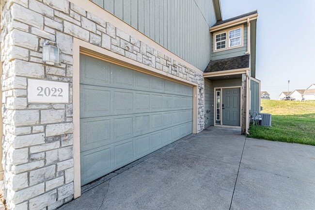 2022 Quail Run in Junction City, KS - Building Photo - Building Photo