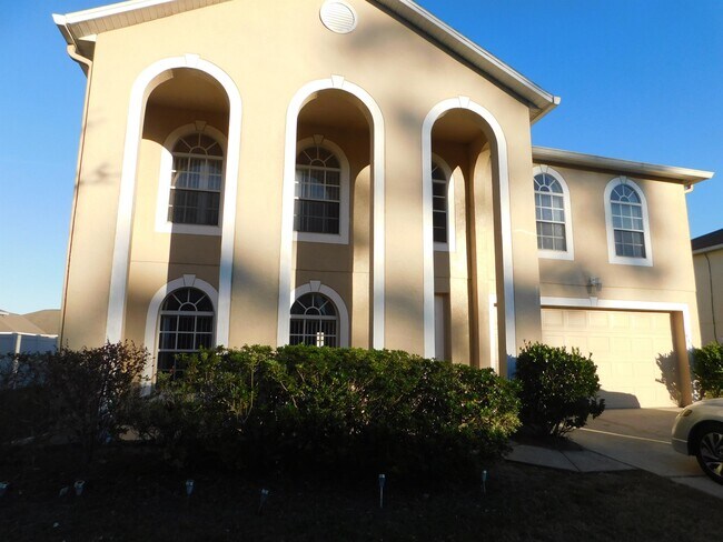 property at 669 Woodland Creek Blvd