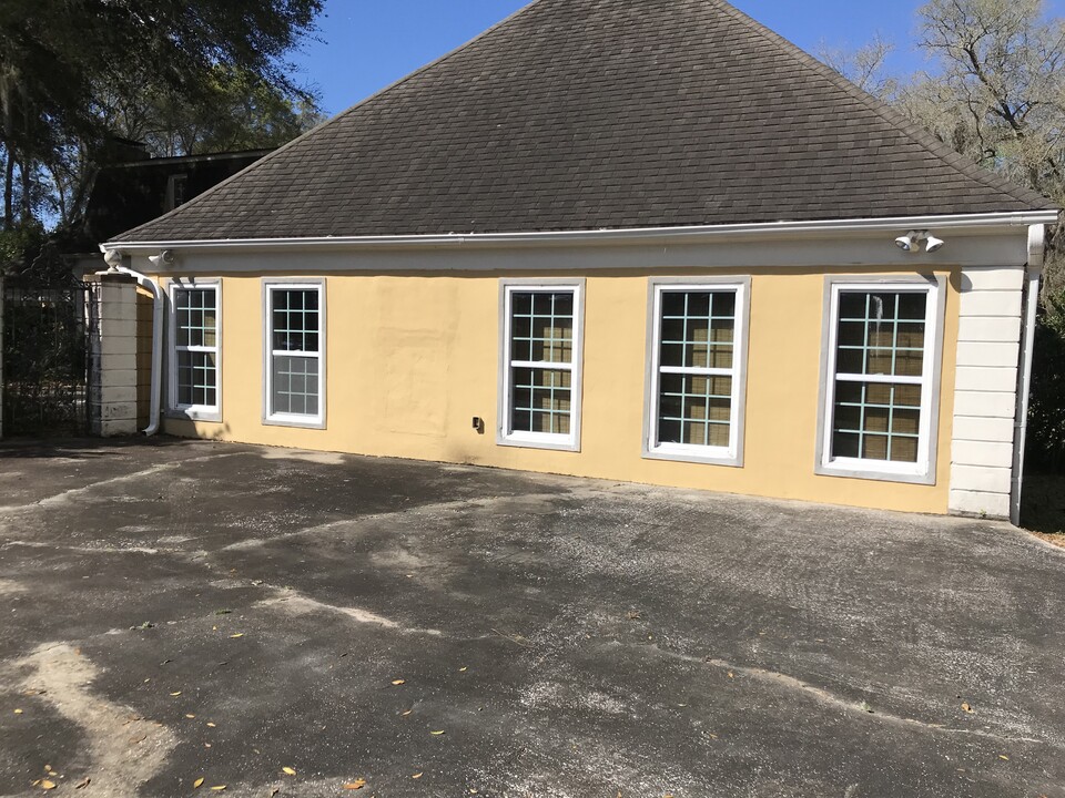 1908 NW 13th Pl in Ocala, FL - Building Photo