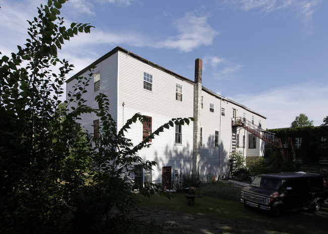 135 Gougler Ave in Kent, OH - Building Photo - Building Photo