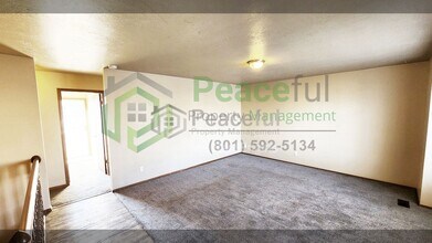1129 W 2450 N in Layton, UT - Building Photo - Building Photo