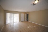 8510 NW 24th Ct in Sunrise, FL - Foto de edificio - Building Photo