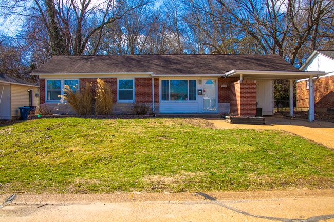 property at 4440 Turquoise Dr