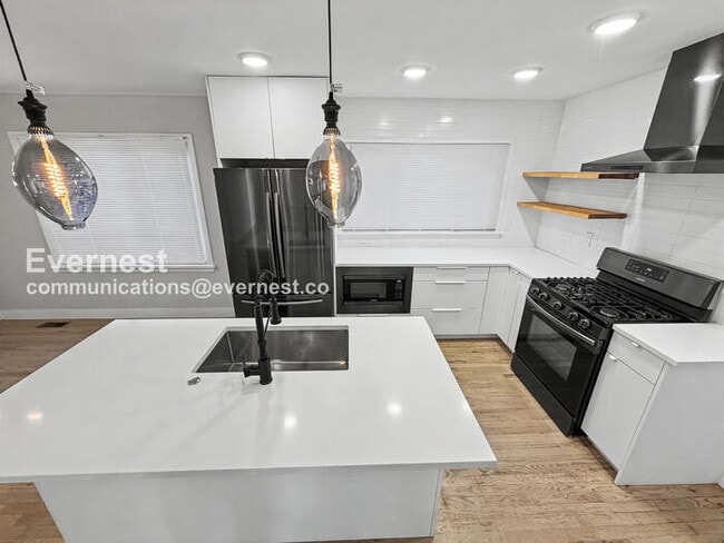 3875 S Bannock St in Englewood, CO - Building Photo - Building Photo