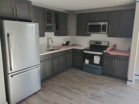 3900 Liberty Ave, Unit 2D in North Bergen, NJ - Building Photo