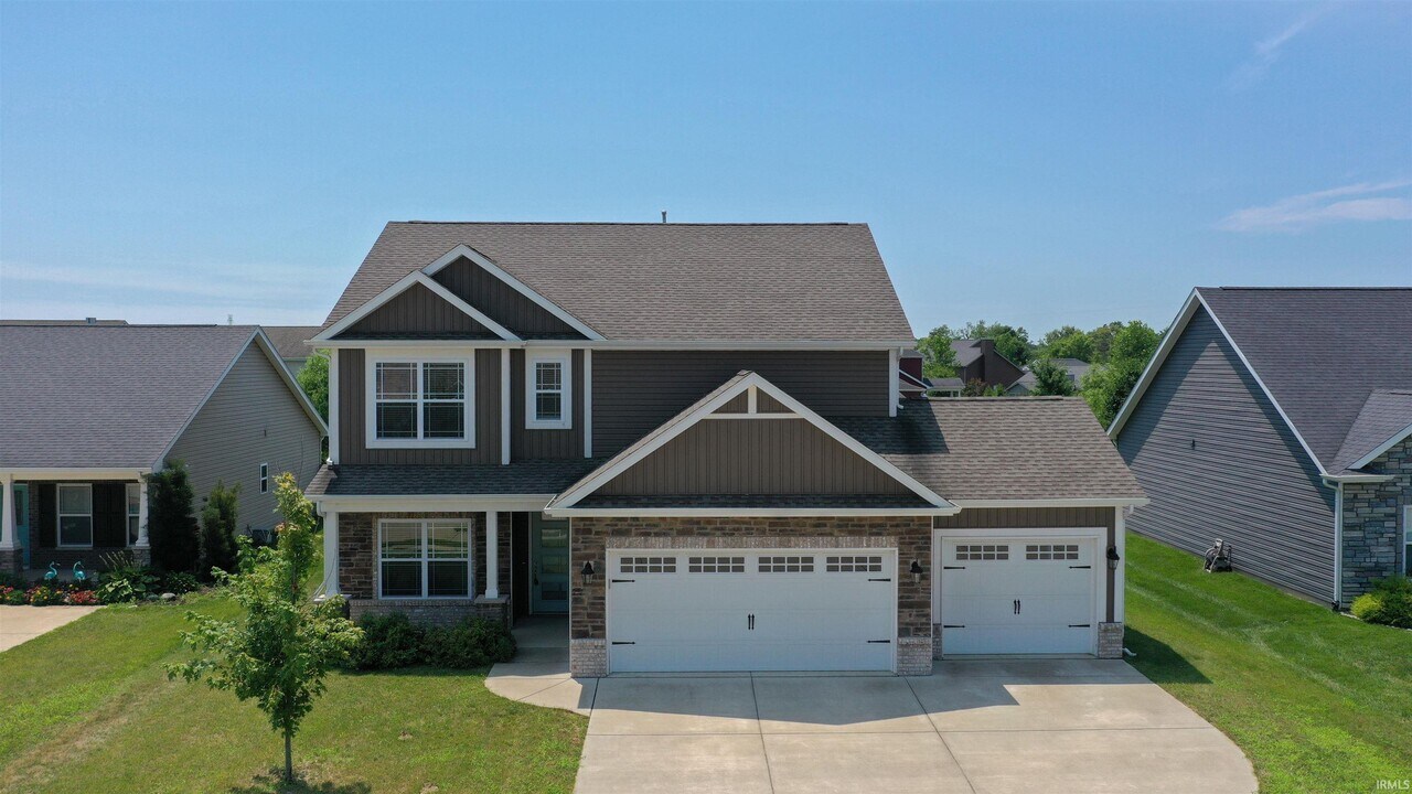 2855 Needletail Dr in West Lafayette, IN - Building Photo