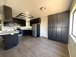 8849 Fir Ave in California City, CA - Building Photo - Building Photo